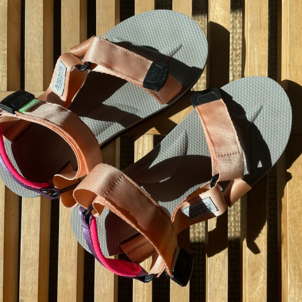 Suicoke pink x grey Depa-CAB sandals